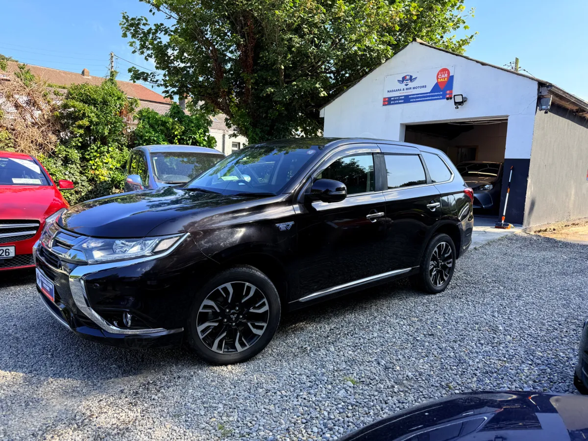 2016 Mitsubishi Outlander GX3+ PHEV 200BHP - Image 2