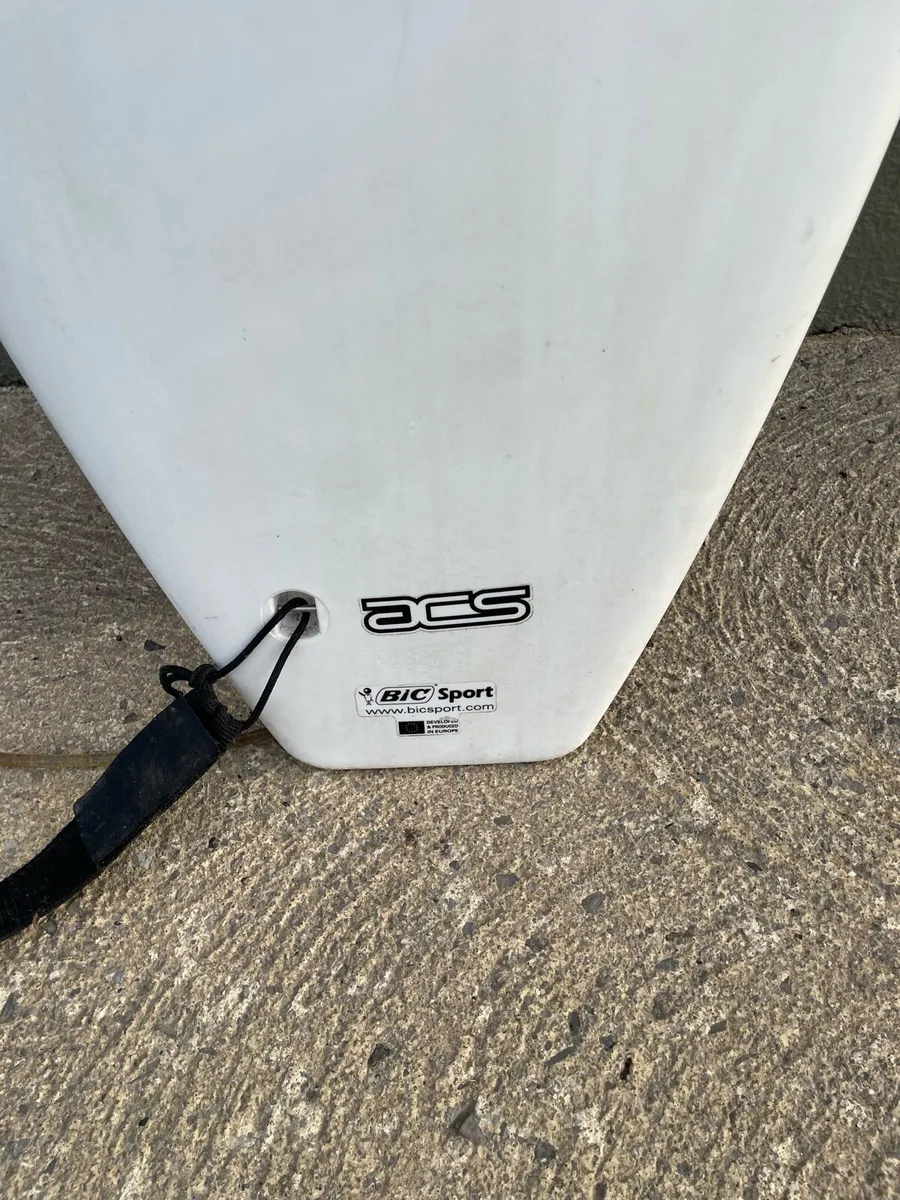 Surf board and Surf / Wetsuit - Image 4