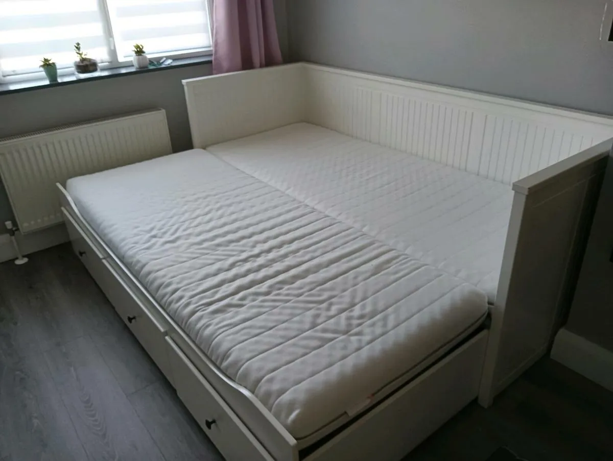 Day-Bed - Image 2