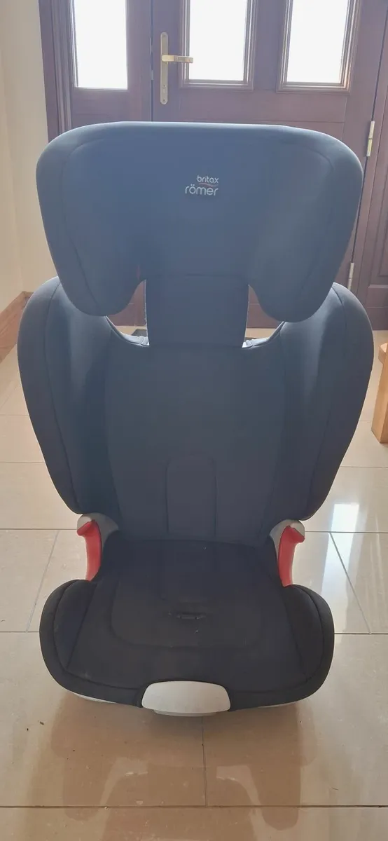 Britax Romer Car Seat - Image 1