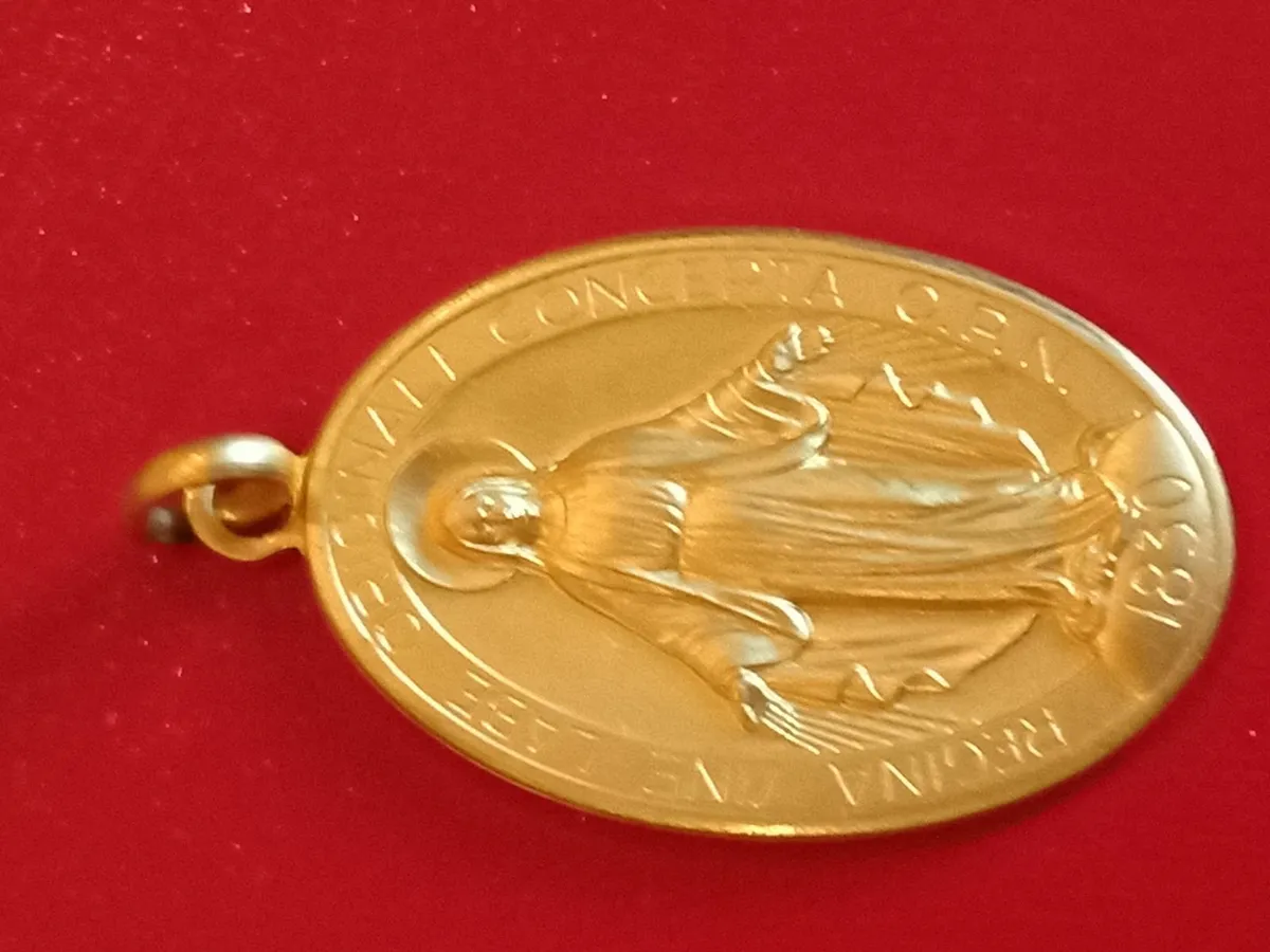 18 ct Gold Pendant - Image 1