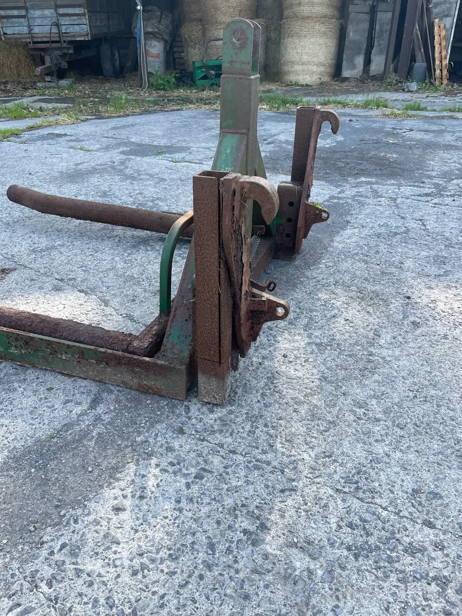 Bale carrier - Image 4
