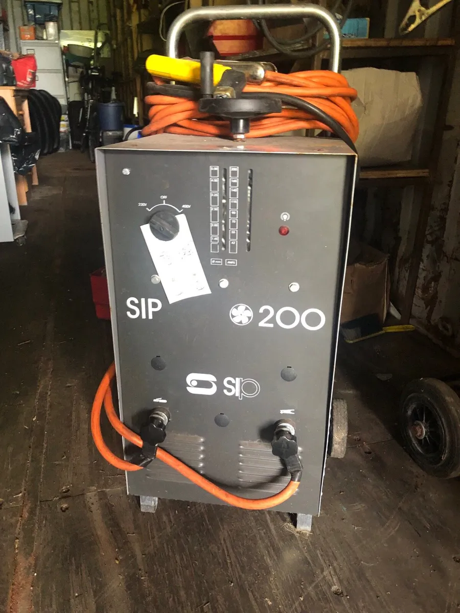 Welder - Image 1