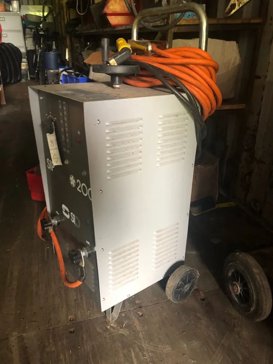 Welder - Image 2