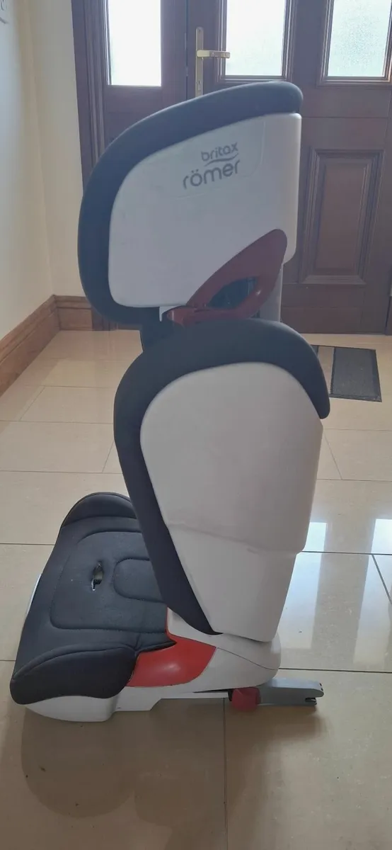 Britax Romer Car Seat - Image 4