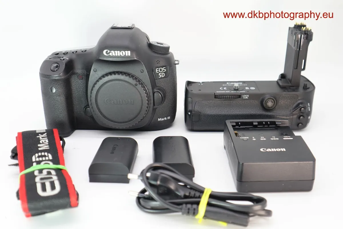 CANON 5D MK 3 CAMERA & BATTERY GRIP #089 - Image 1