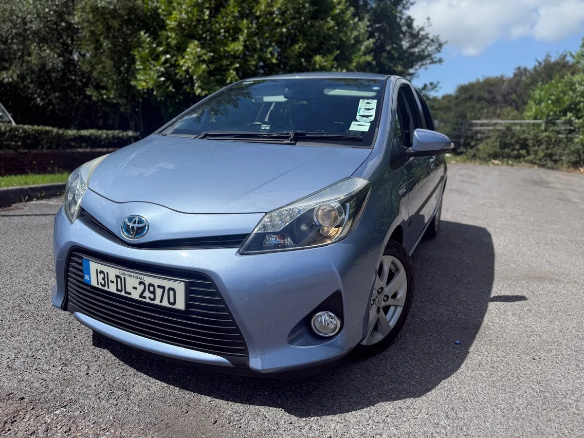 Toyota Yaris 1.5 Petrol Hybrid Auto - Image 2