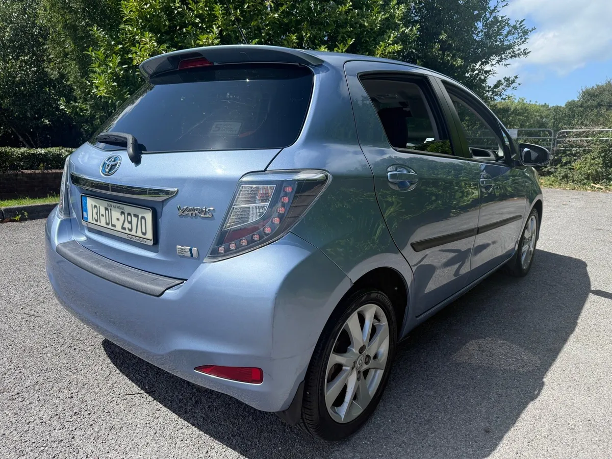 Toyota Yaris 1.5 Petrol Hybrid Auto - Image 3