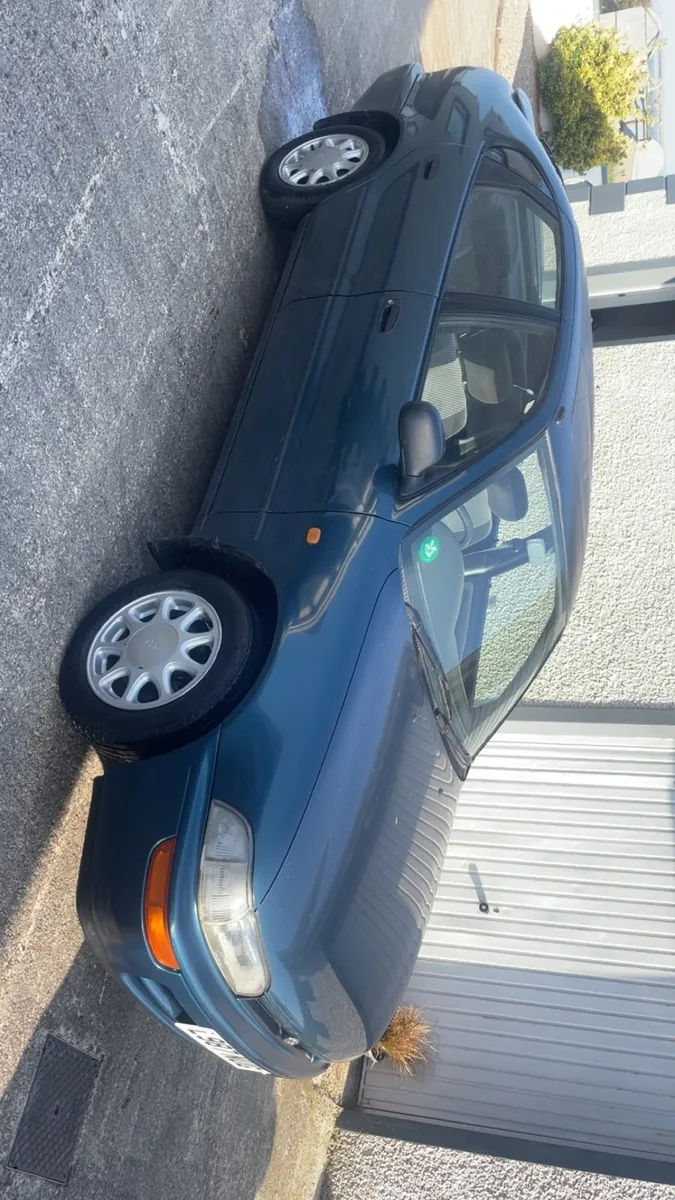Toyota Corolla breaking - Image 1