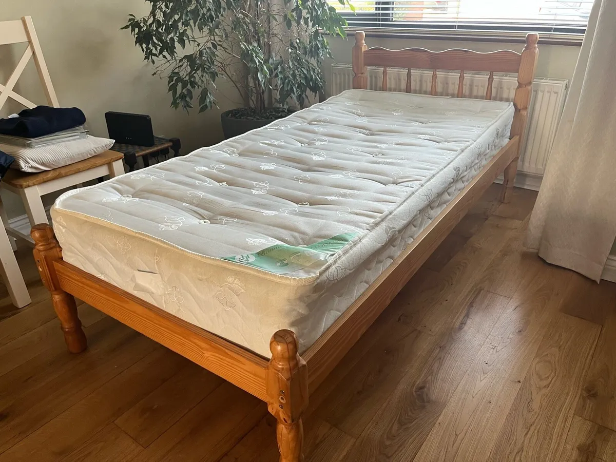 Single bed & mattress - Image 1