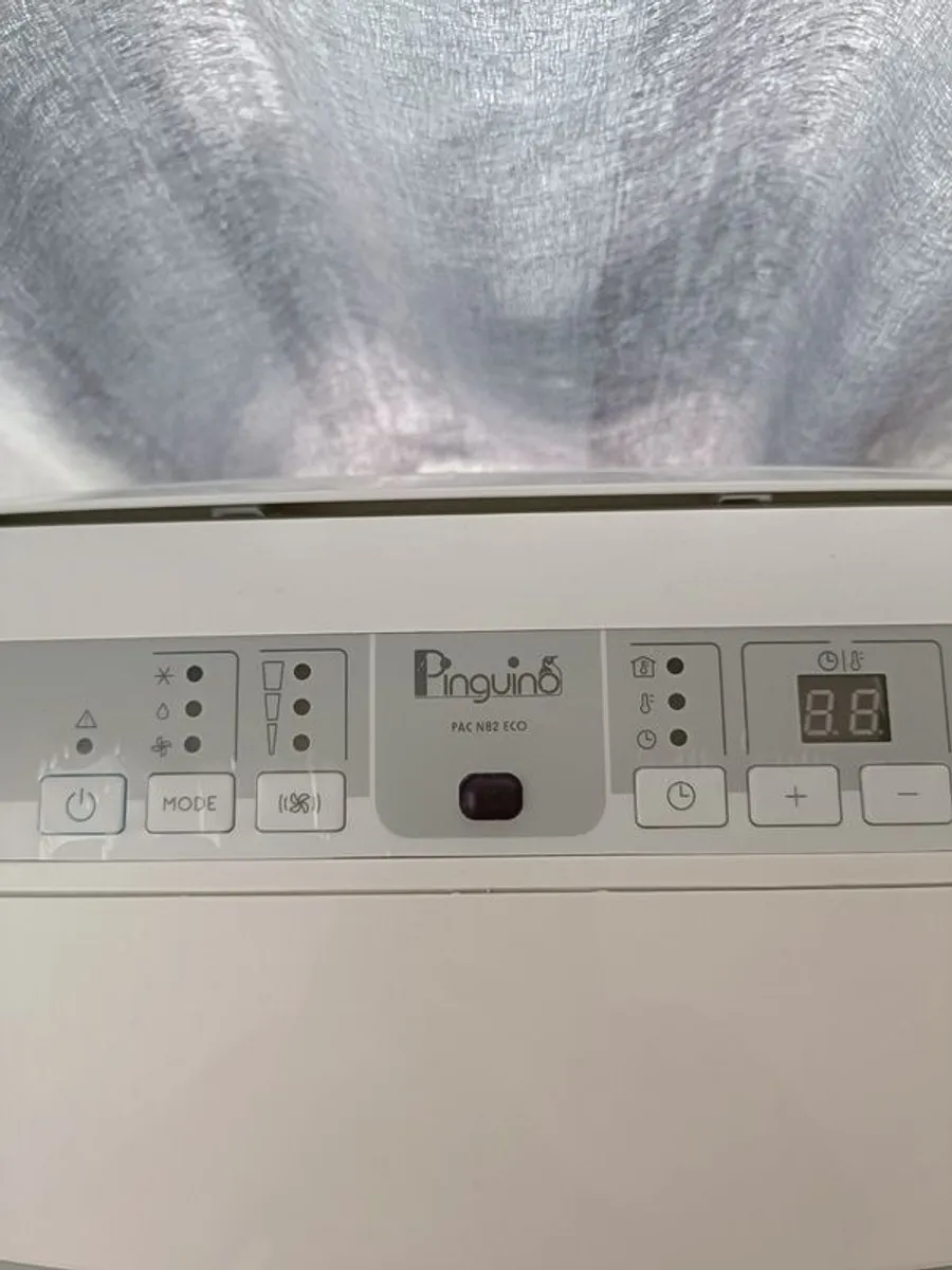 Delonghi Pinguino Portable Air Conditioner - Image 3