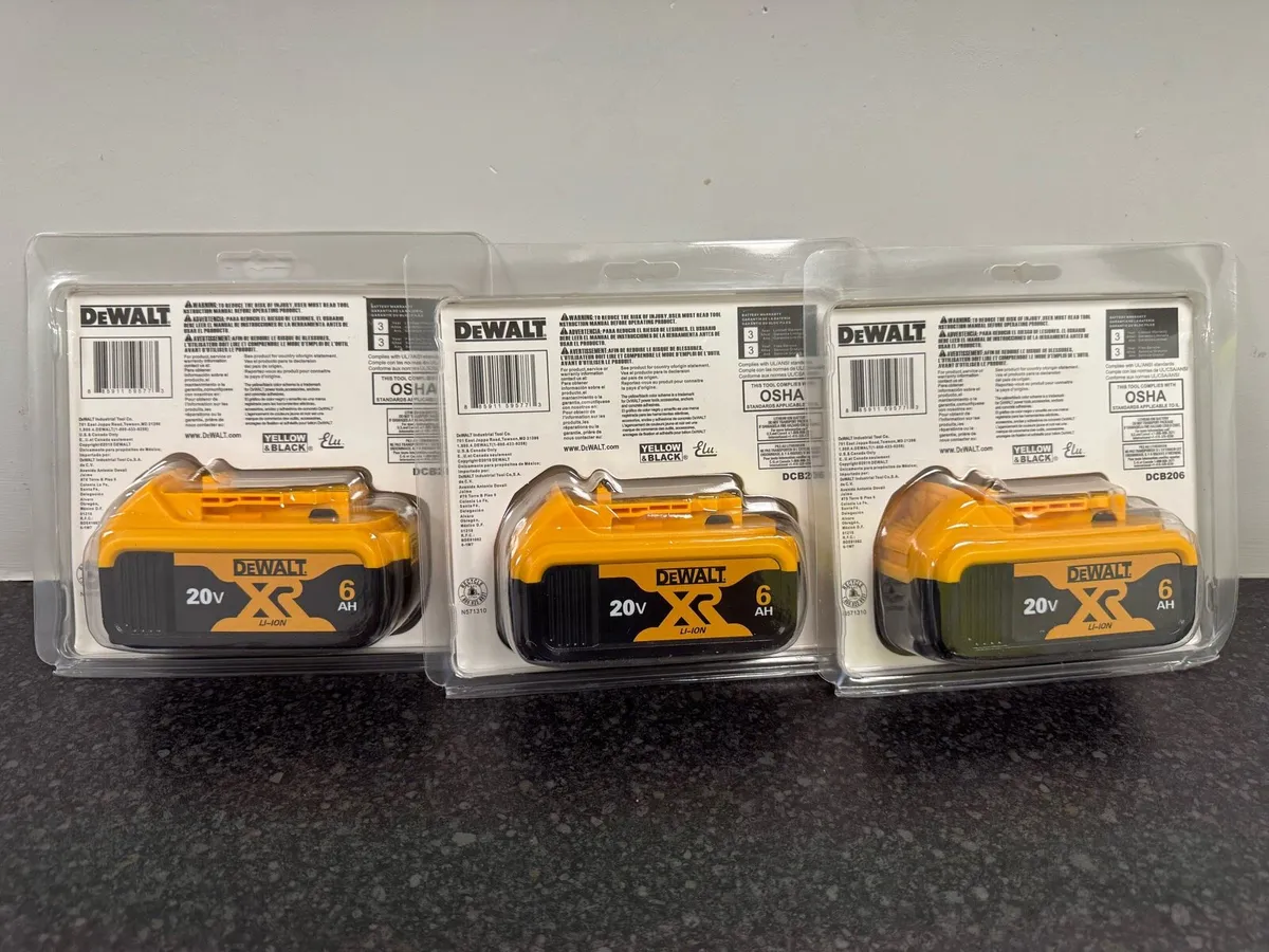 DeWalt battery. Brand new - Image 2