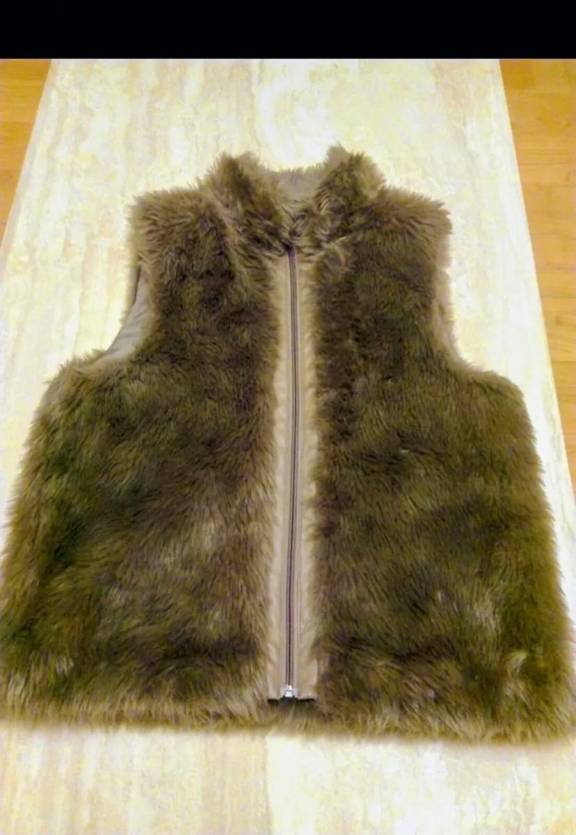 Beautiful Faux Fur Gilet. - Image 1
