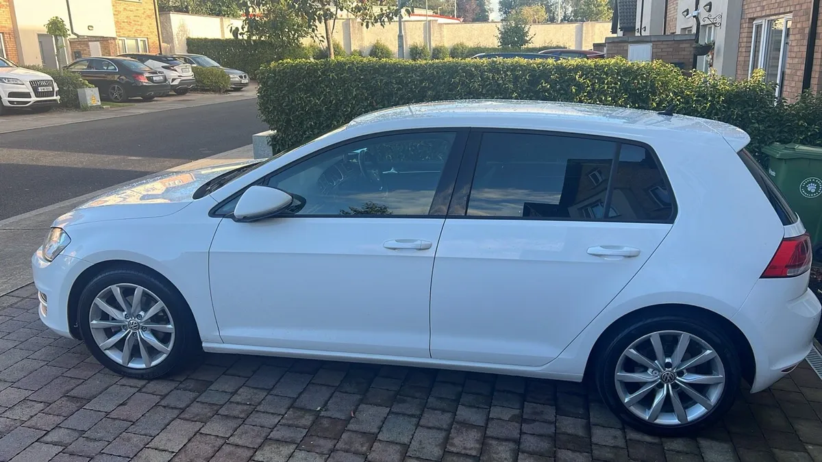 Golf 1.6 TDI 2016 automatic - Image 3