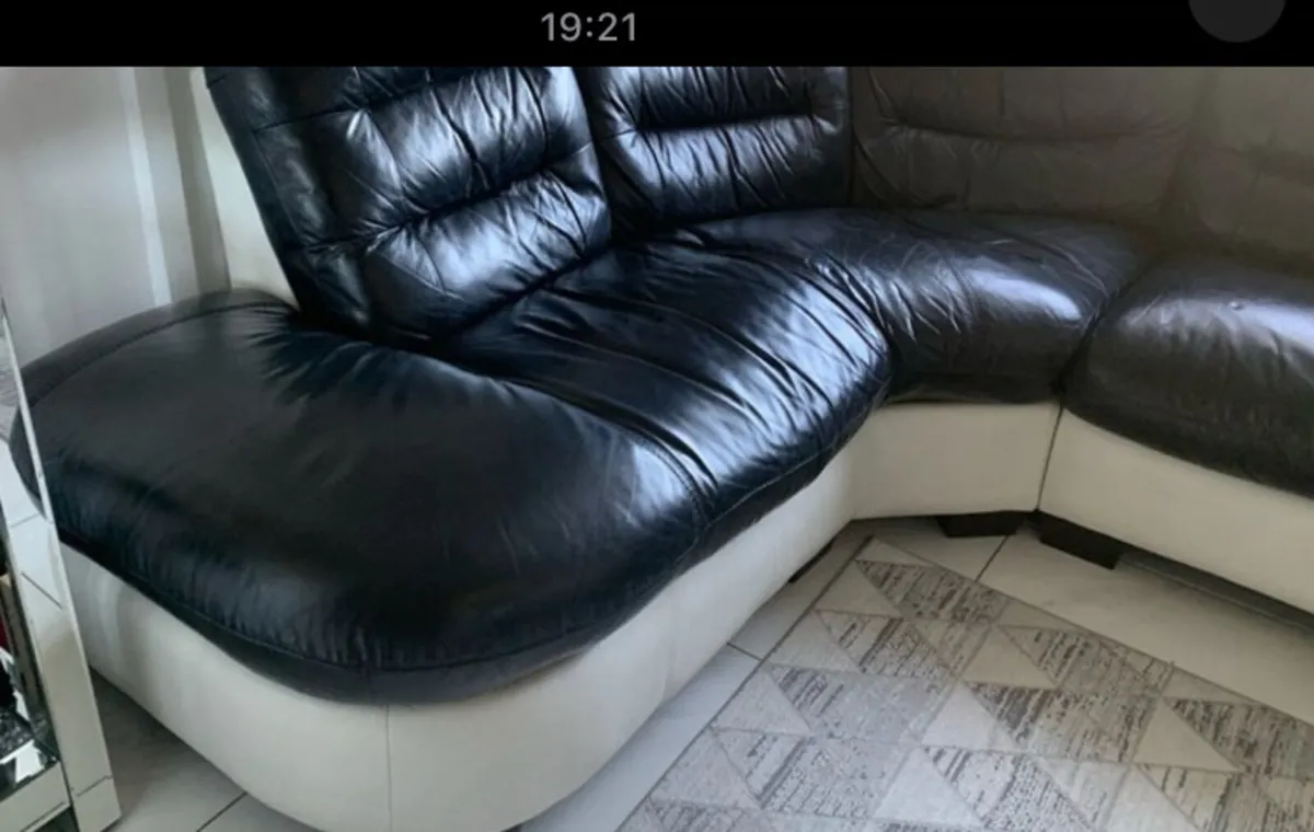 Leather corner sofa - Image 4