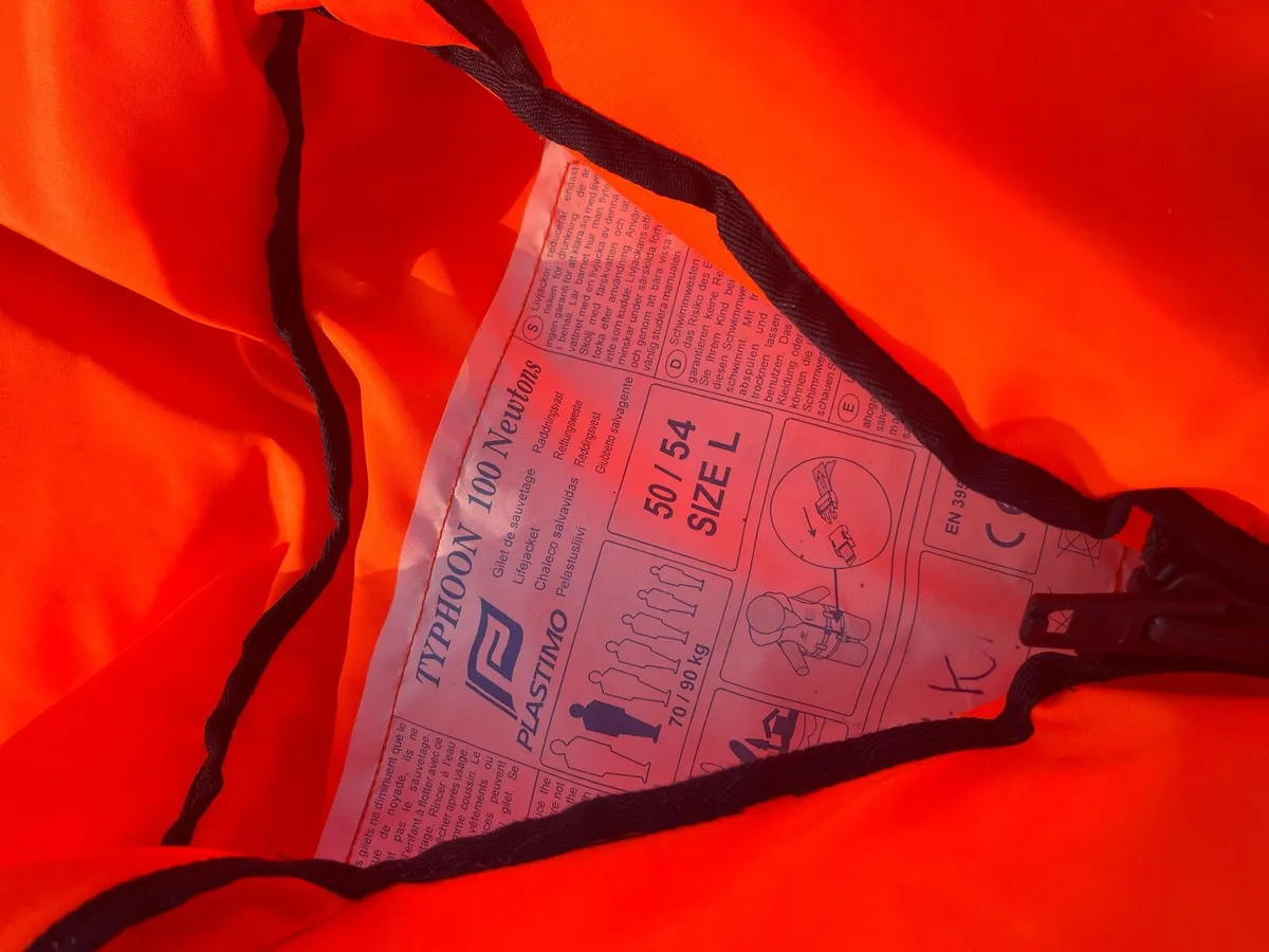 Lifejackets - Image 3
