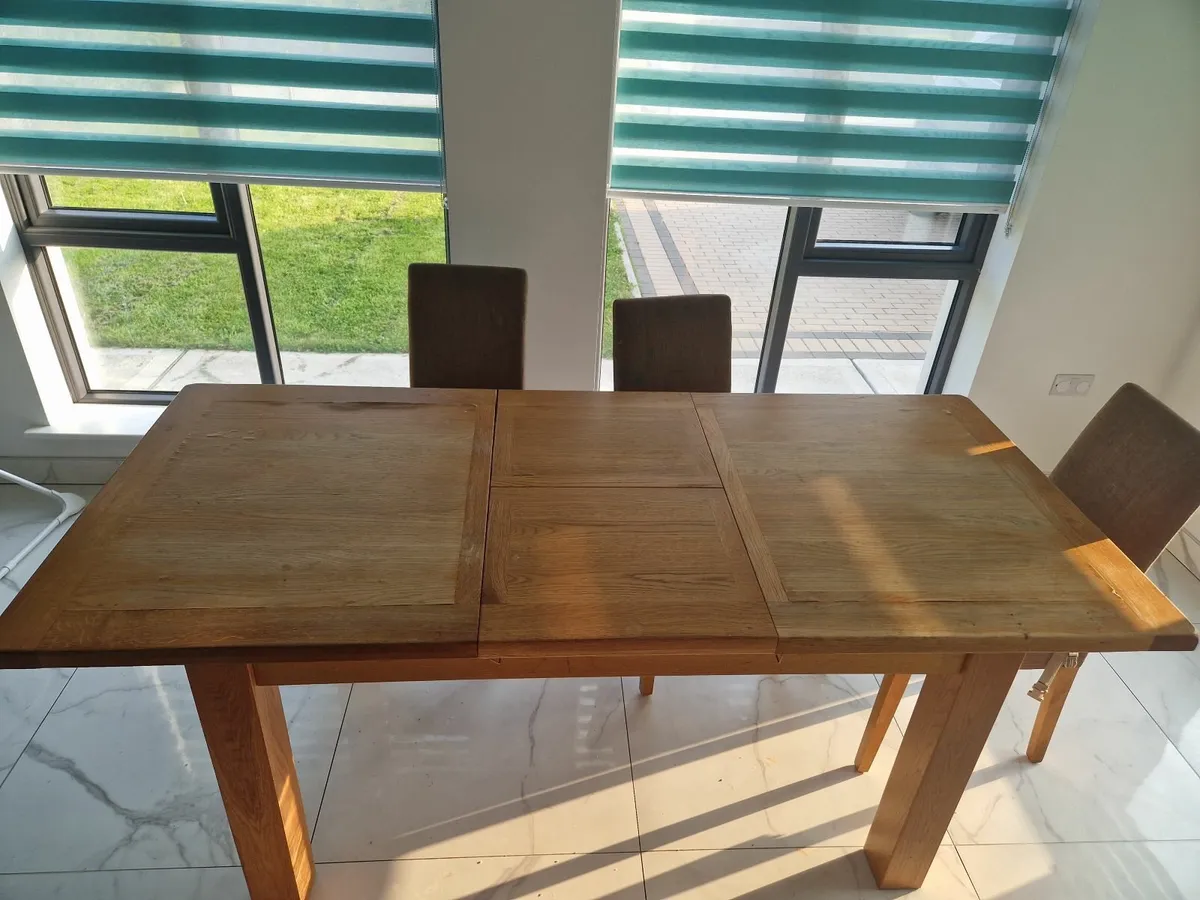 Kitchen table