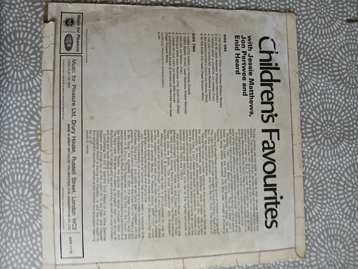 Vintage vinyl records - Image 4
