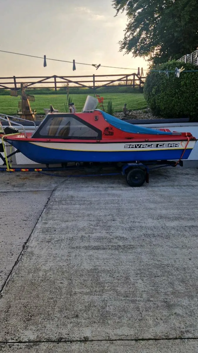 14 ft fishing boat - Image 1