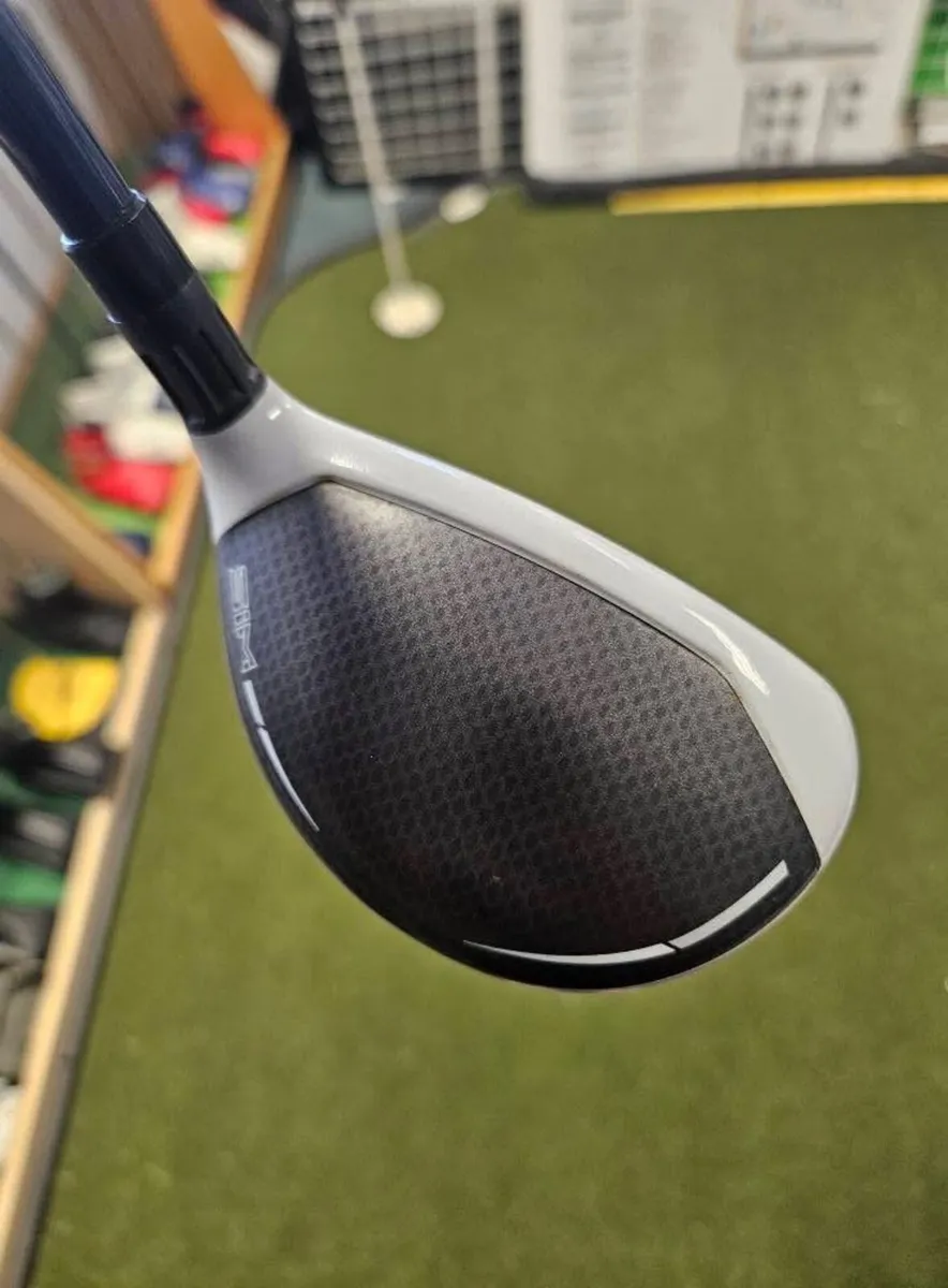 Taylormade Sim Max 5 Hybrid - Image 3