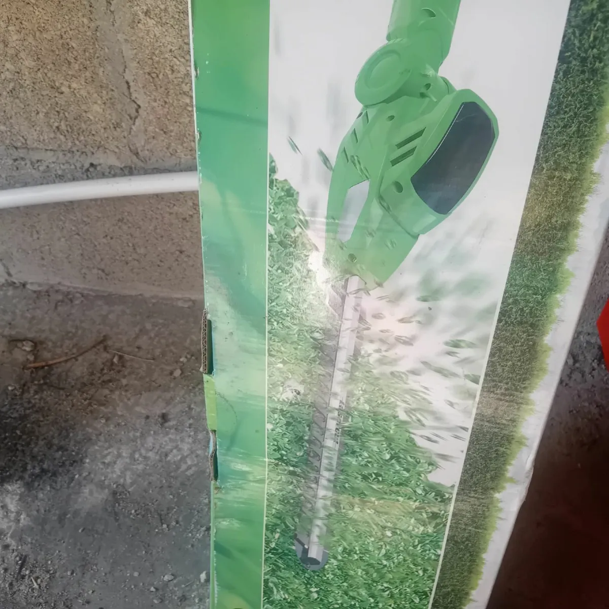 NEW Battery Hedge trimmer - Image 2