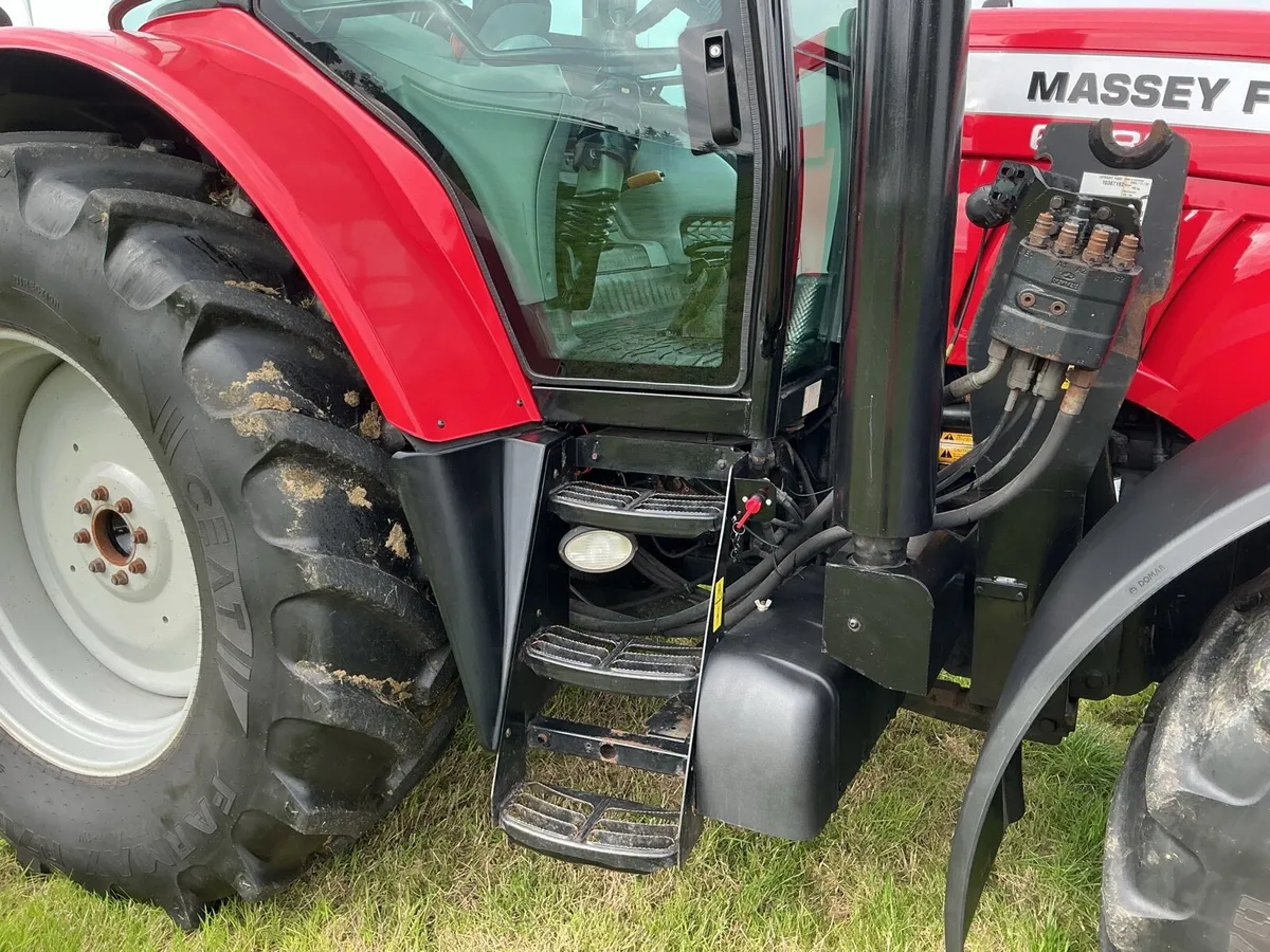Massey 6480  50K Front Pto  NO VAT - Image 3