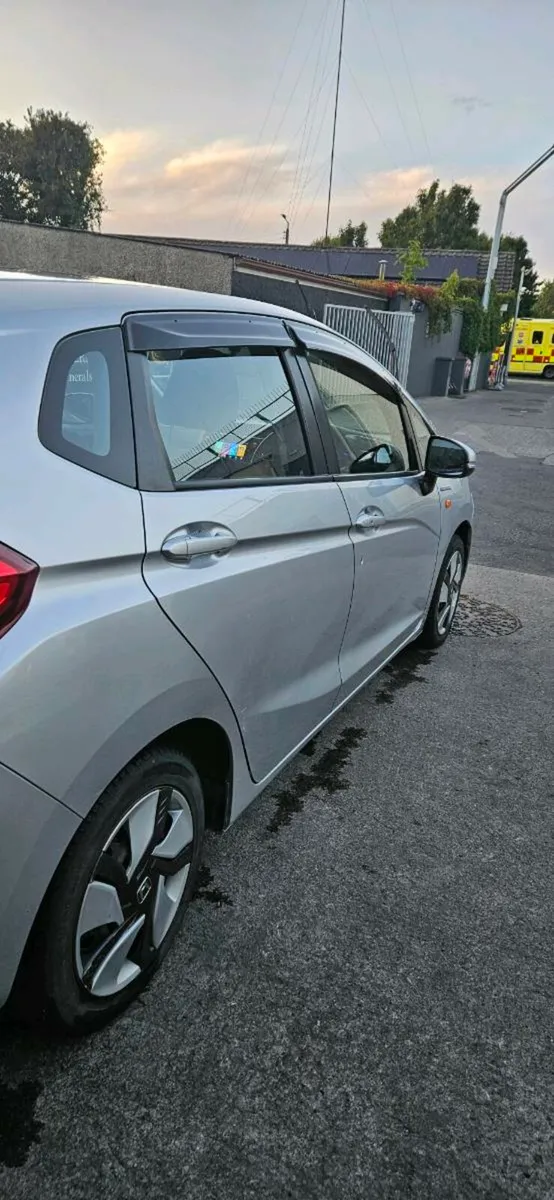 Honda Fit 1.5 2013 - Image 4