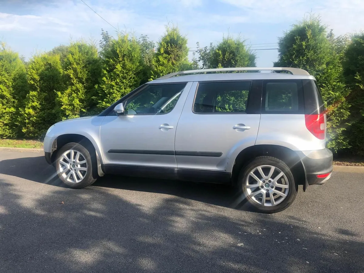 Skoda Yeti 2010 - Image 2