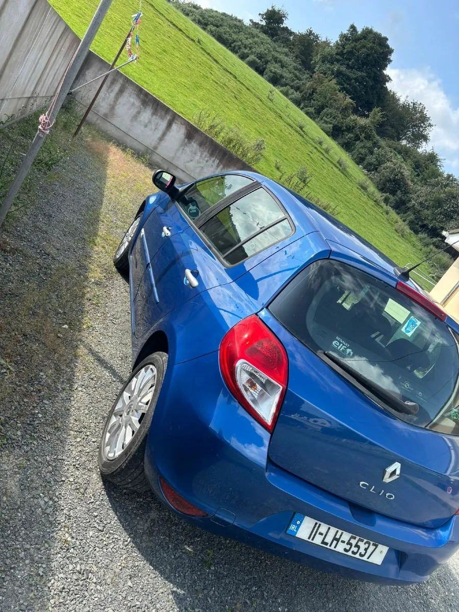 €4,000 - Renault Clio - Image 3