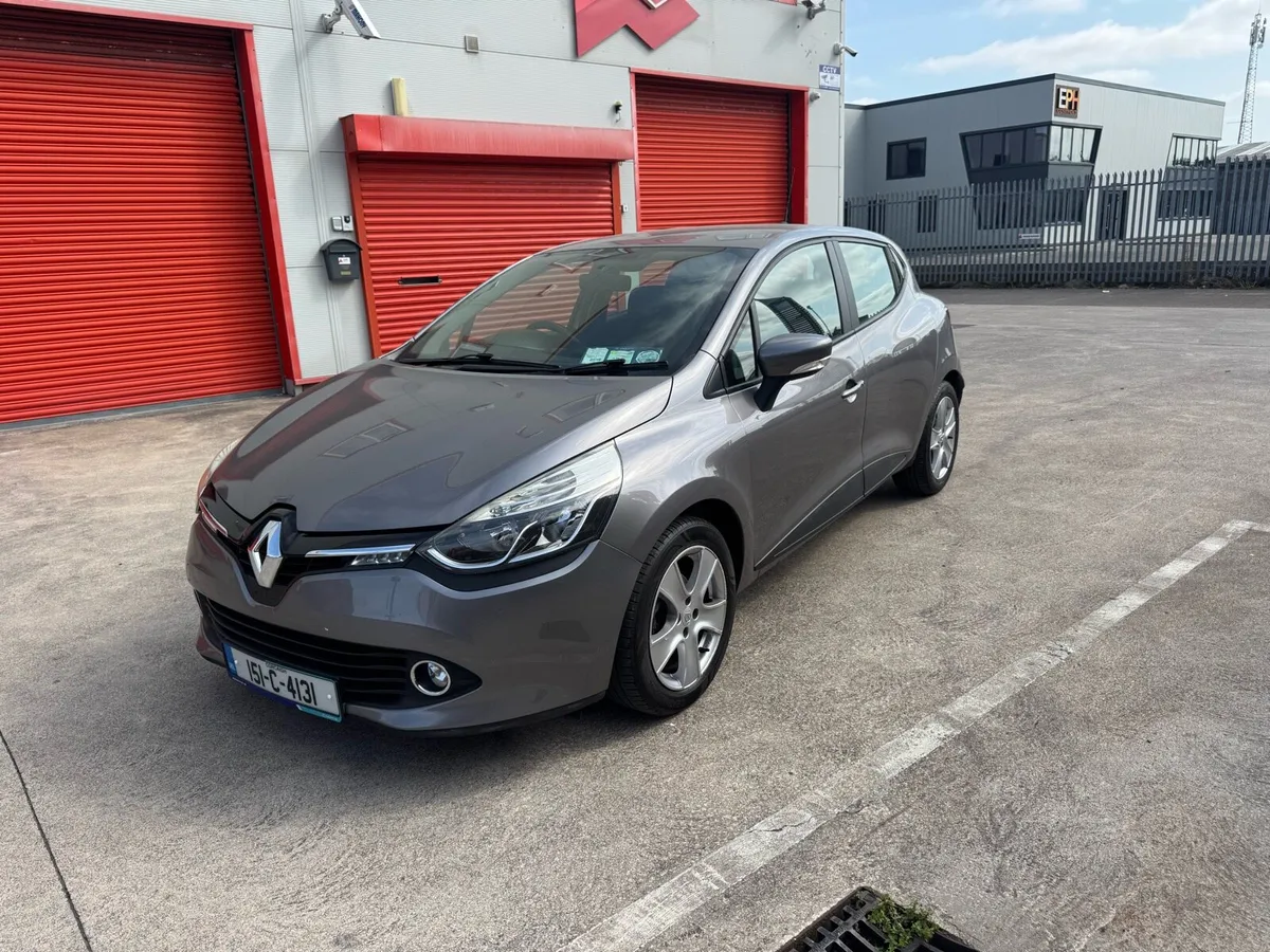 Renault Clio 2015 - Image 1
