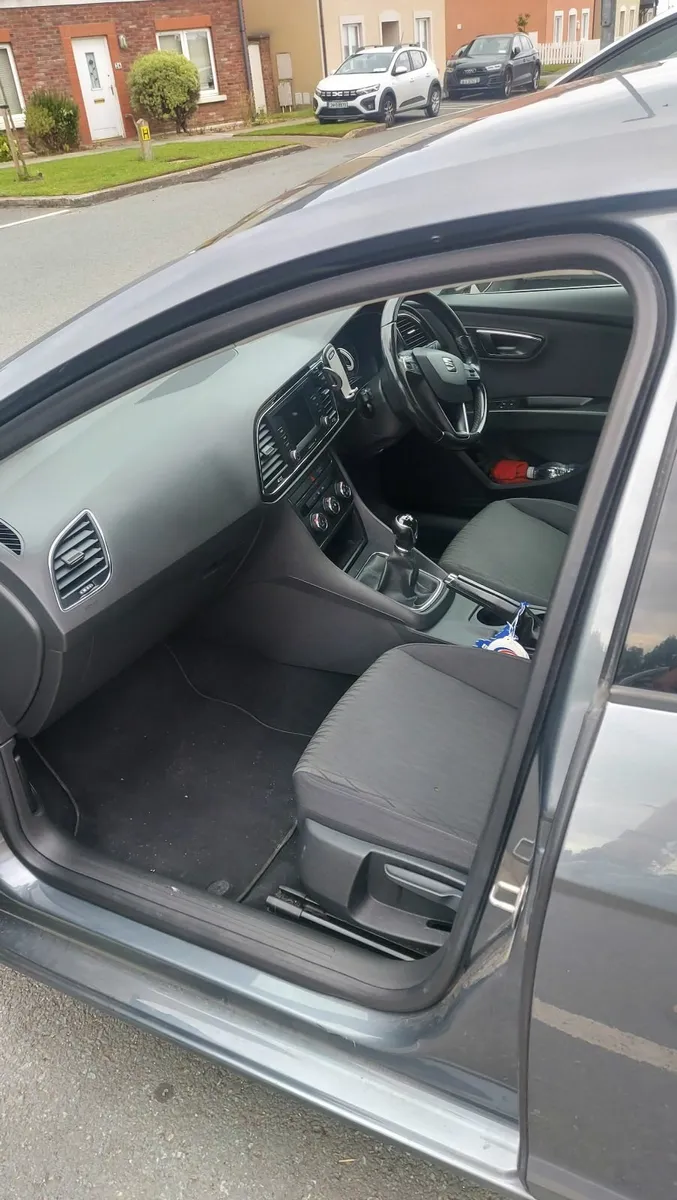 SEAT Leon 2017 - Image 4
