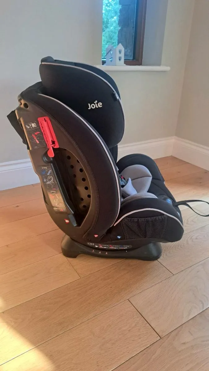 Joie Stages Car seat - Image 3