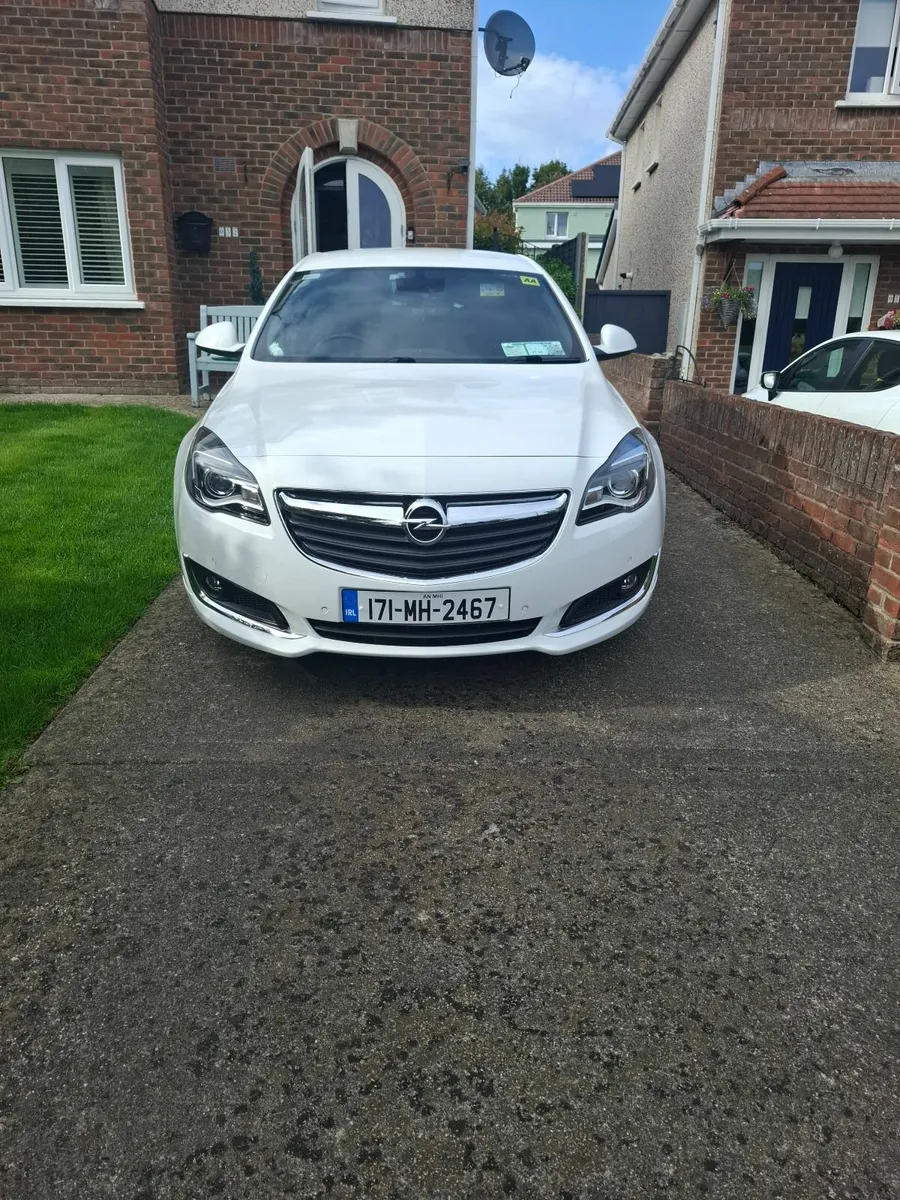 Opel Insignia 2017 - Image 1