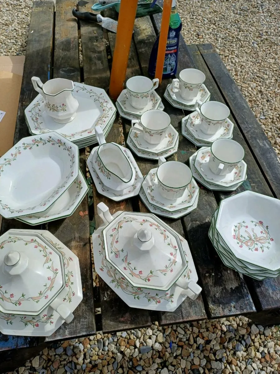 1980s Eternal Beau Set - Image 1