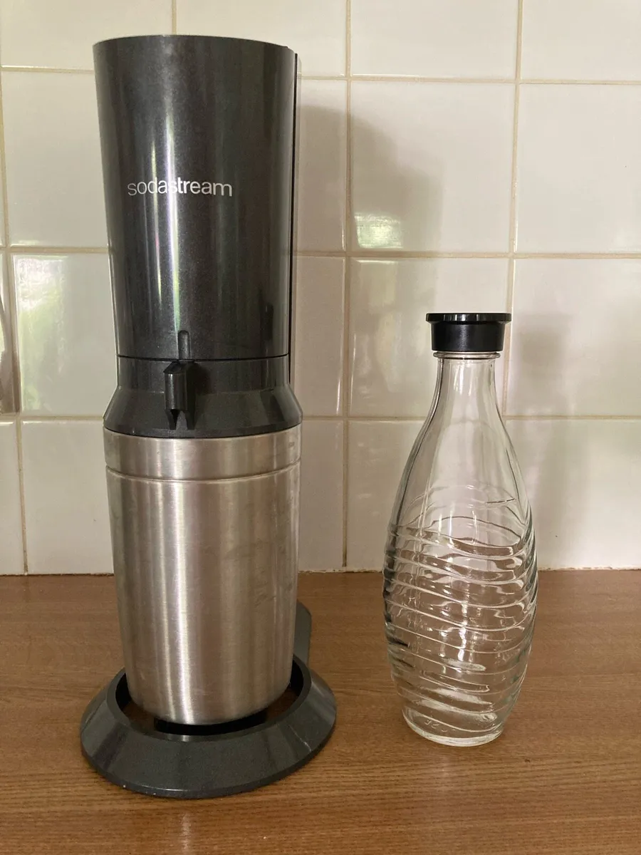 Soda stream & glass bottle
