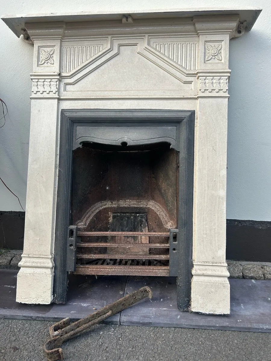 cast iron Georgian fire place and slate - Image 3