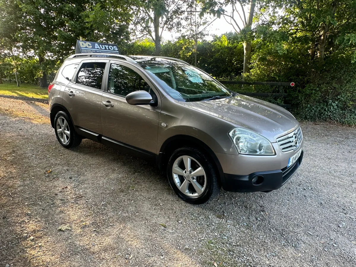 NISSAN QASHQAI + 2 - Image 1