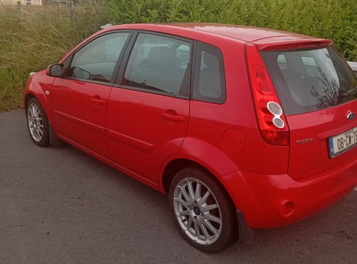 1.2 Petrol Ford Fiesta - Image 2