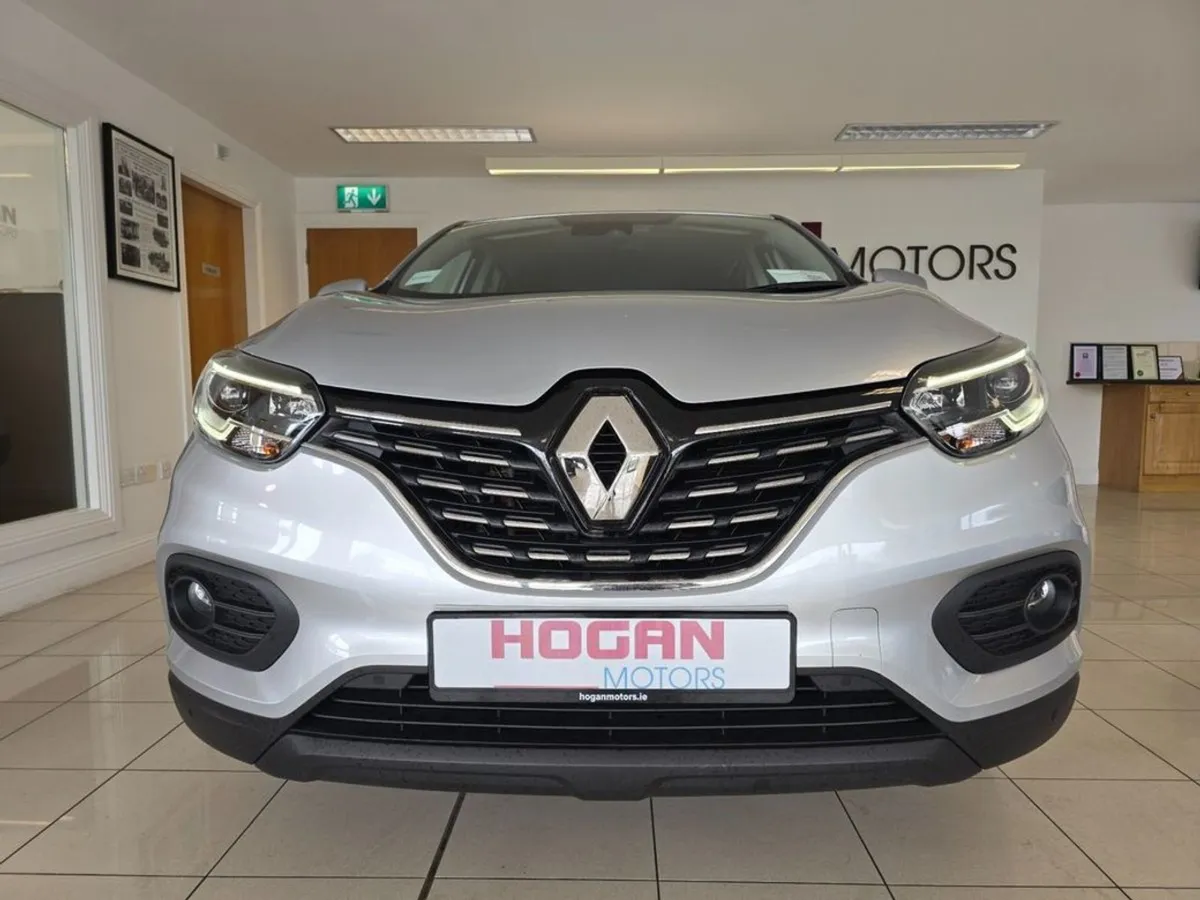 Renault KADJAR Equilibre TCE 140 My22 5DR - Image 2