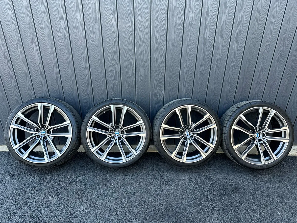 20” BMW ALLOYS - Image 1