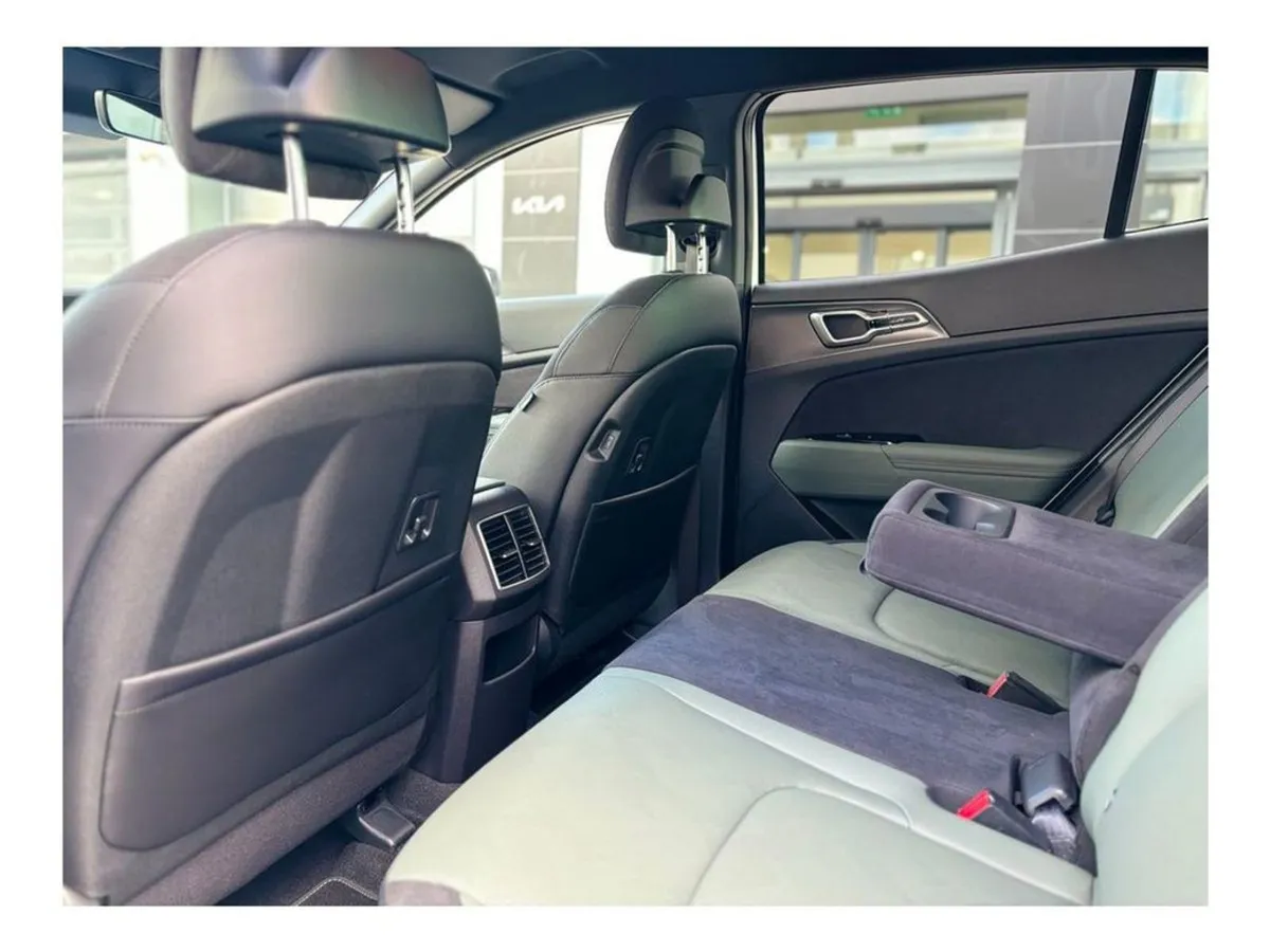 Kia Sportage 1.6 HEV Automatic ( Demonstration Mo - Image 3