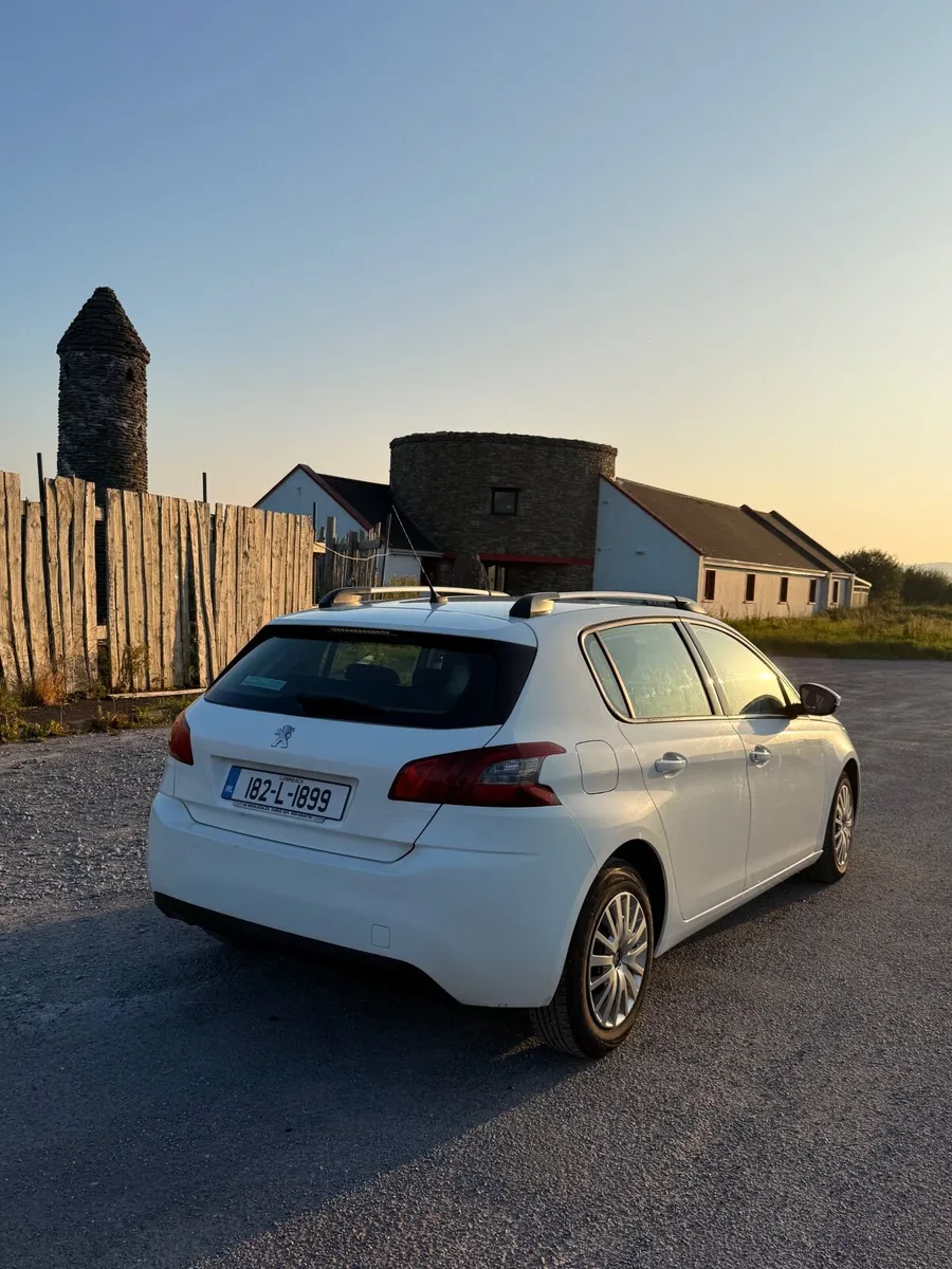 Peugeot 308 2018 - Image 3