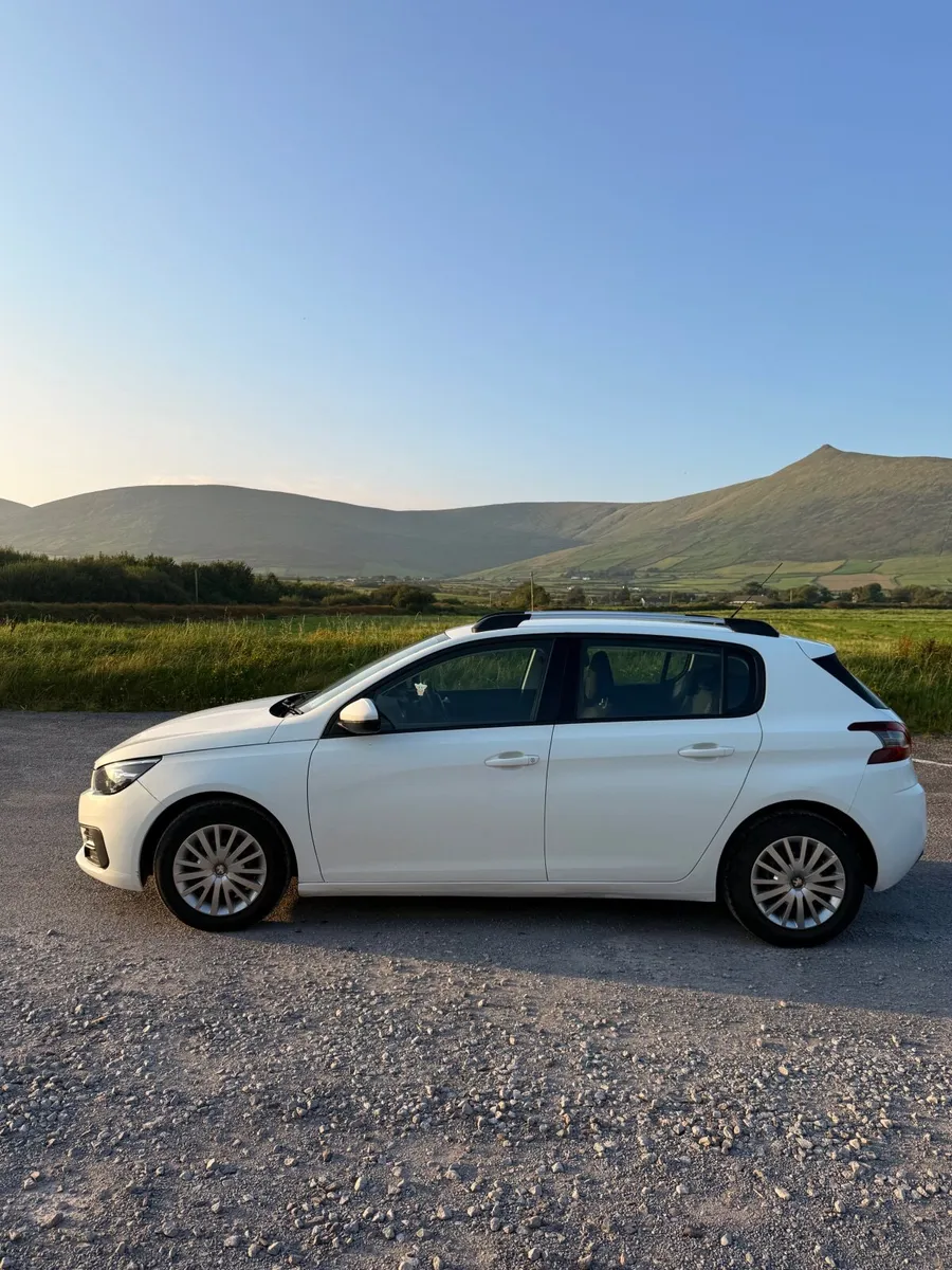 Peugeot 308 2018 - Image 4