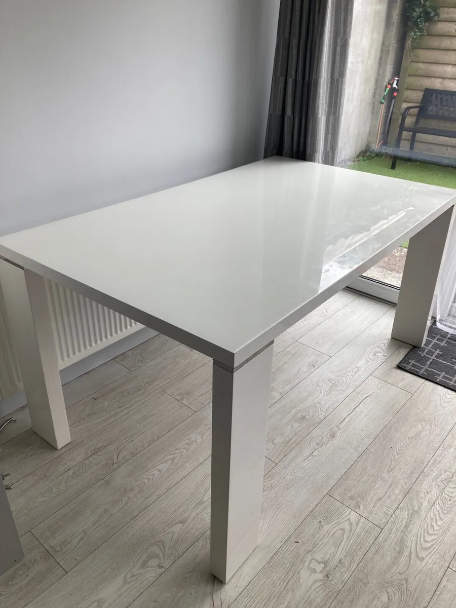 Kitchen Table - Image 1