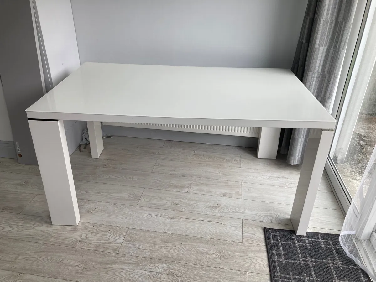 Kitchen Table - Image 3