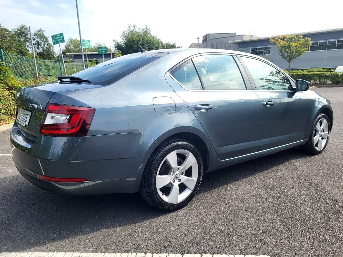 2018 SKODA OCTAVIA AMBITION 1.0 AUTOMATIC - Image 3