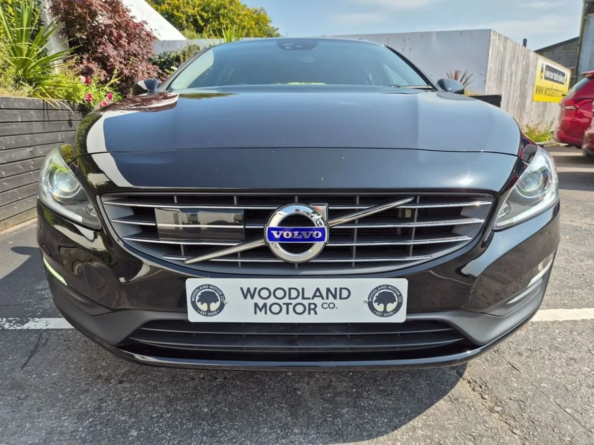 Volvo V60 2.0 D4 / SE With Leather / Low Mileage - Image 3