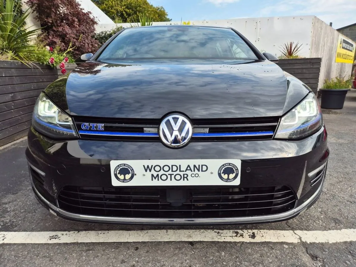 Volkswagen Golf 1.4 GTE / Phev / TOP Spec / Low M - Image 4