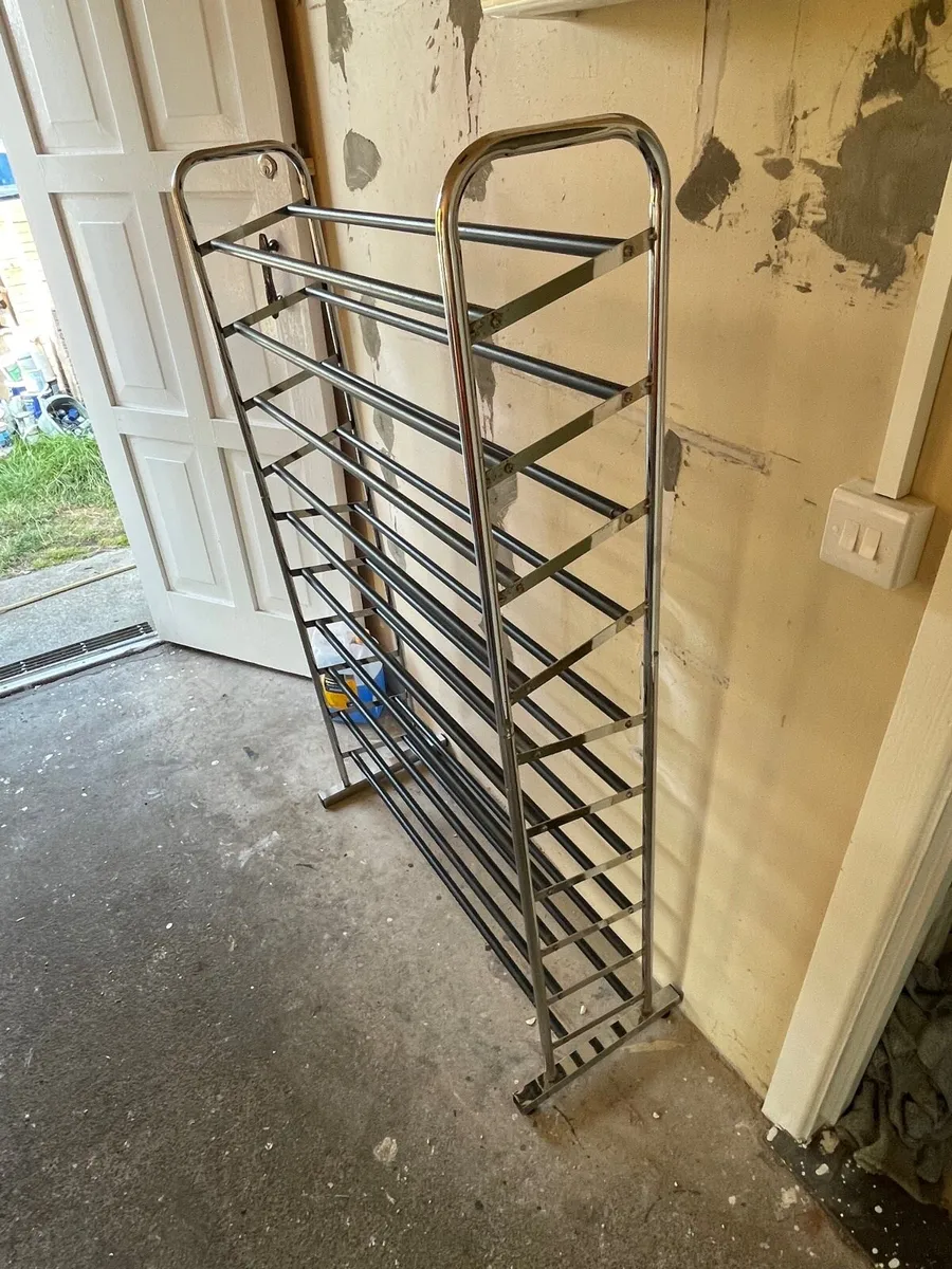 Large shoes rack - Image 2