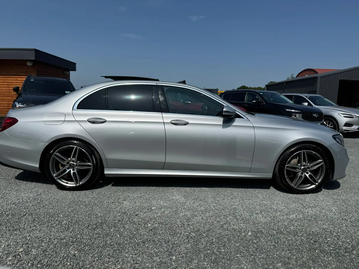 181 MERCEDES E220CDI AMG PREMIUM PANROOF - Image 2